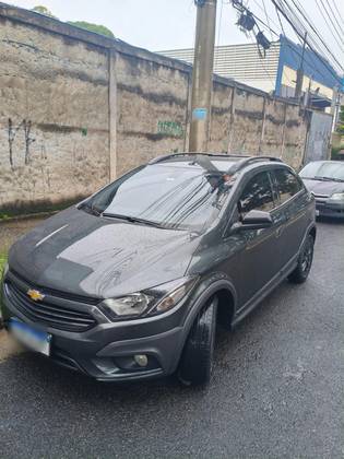 CHEVROLET ONIX 1.4 MPFI ACTIV 8V FLEX 4P AUTOMÁTICO
